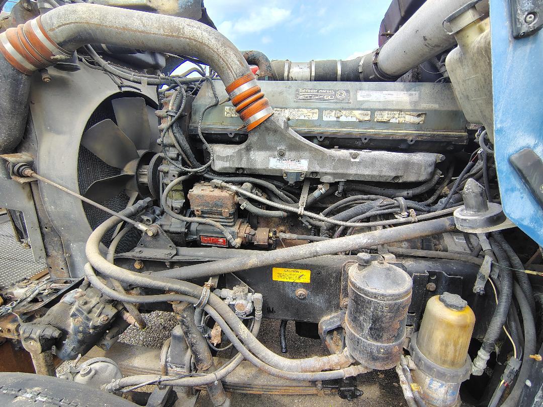 1999 KENWORTH W900L - Image 21